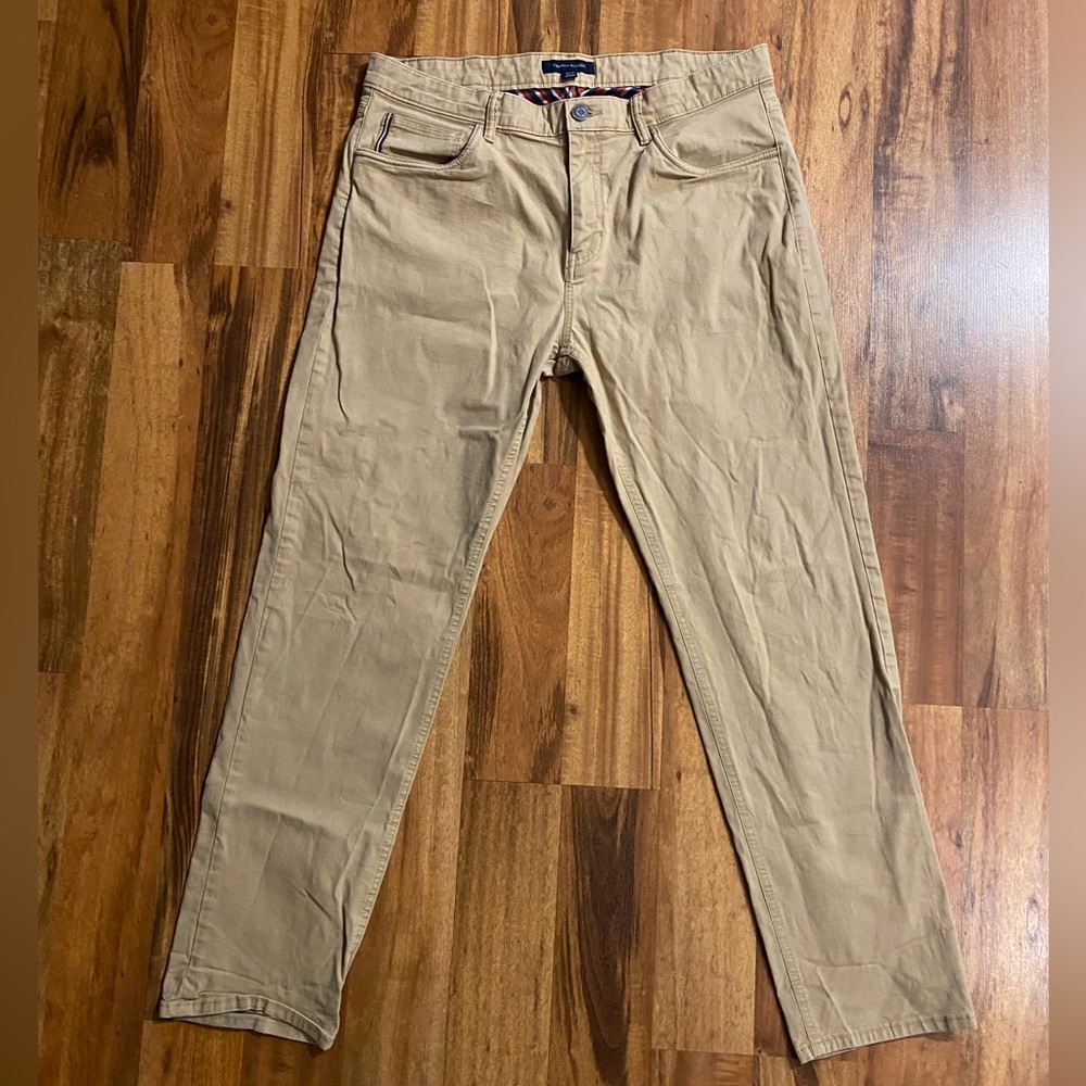 Tommy Hilfiger Tan Pants with Striped Lining